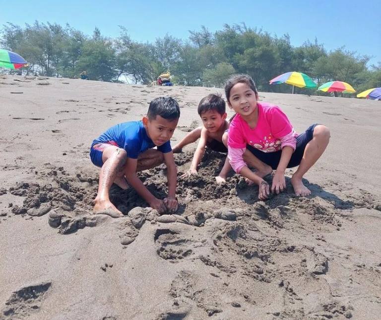 \"Pantai