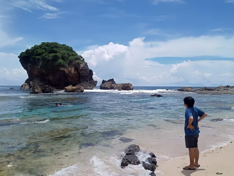 \"Pantai