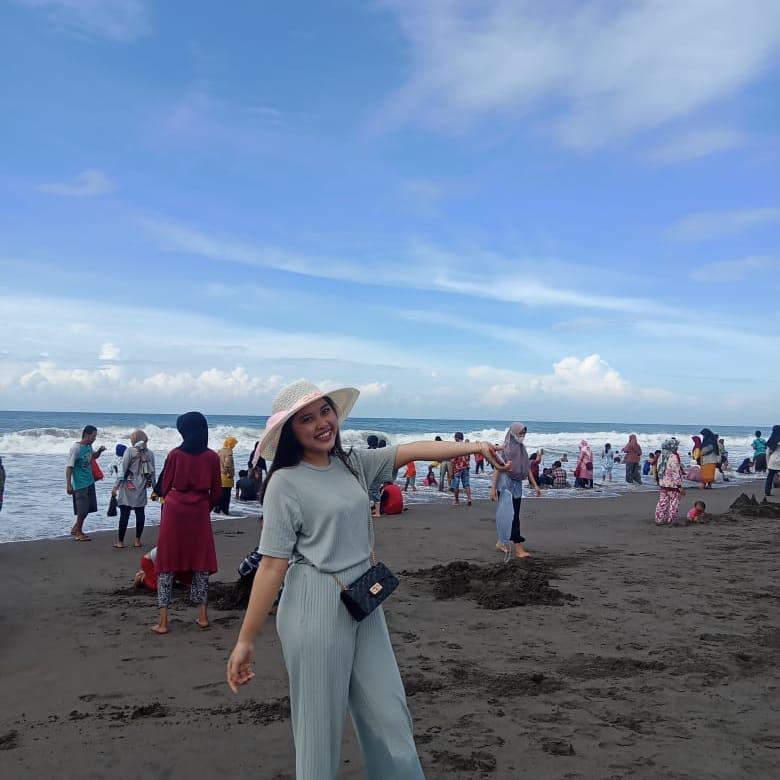 \"Pantai