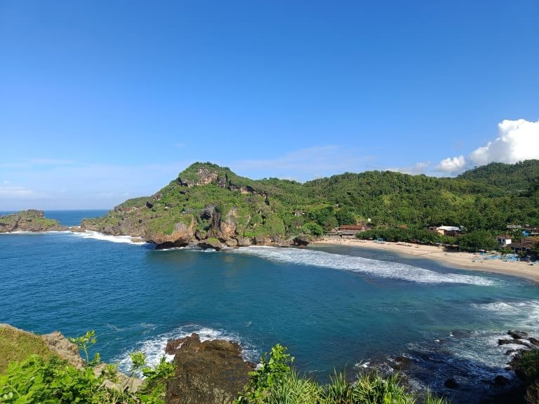 \"Pantai
