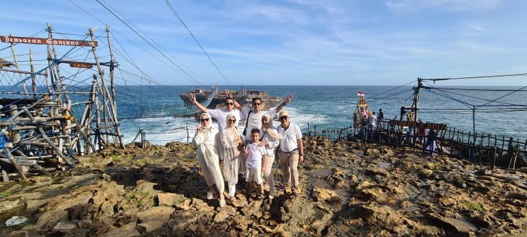 \"Pantai