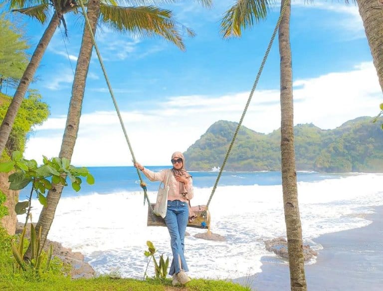 \"Pantai