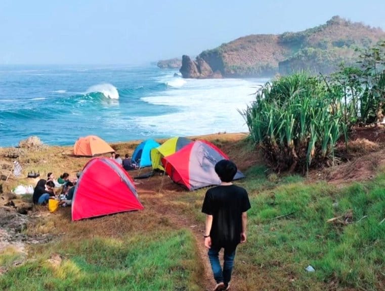 \"Pantai