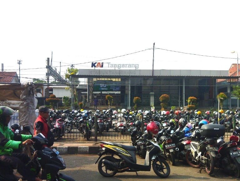 \"Stasiun